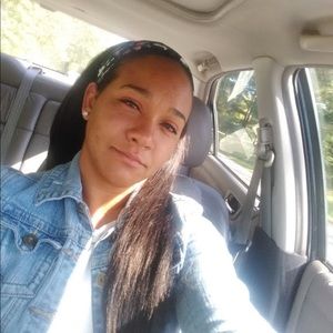 Meet your Posher, Melanie